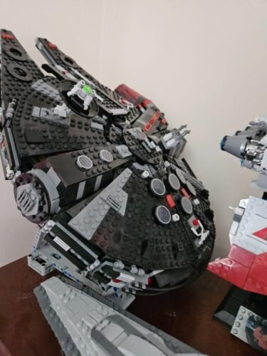 LEGO Star Wars The Dark Falcon 75389 Buildable Starship Set, Millennium Falcon Alternative with 6 Unique Minifigures, Collectible Toy Gift for Kids Aged 10+ and Star Wars Fans photo review