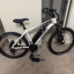 Funhang EB-M1 26″ Electric Mountain Bike – 500 W (1 000 W peak) motor, 48 V 374 Wh removable battery, 35 km h⁻¹ top-speed, up to 80 km range photo review