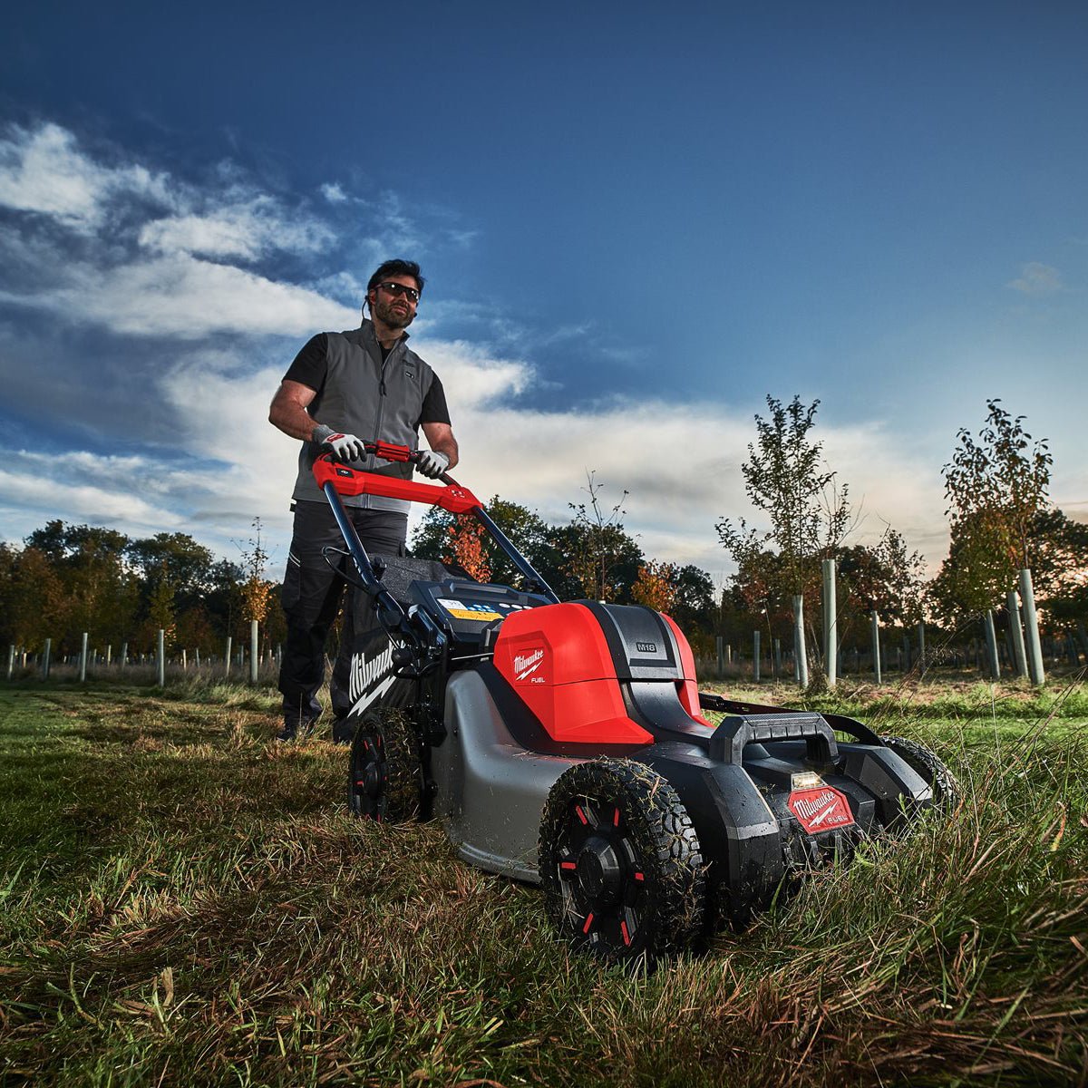 Milwaukee M18F2LM46-0 36V FUEL Brushless 46cm Self Propelled Lawn Mower with 2 x 5.0Ah Battery & Charger